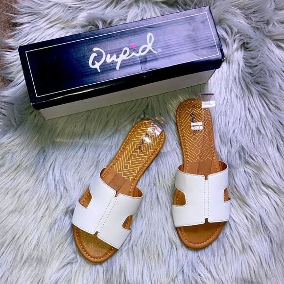 Qupid White Casual Sandals - Picture 1 of 3